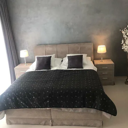 Апартаменты Luxury With Private Garden *
